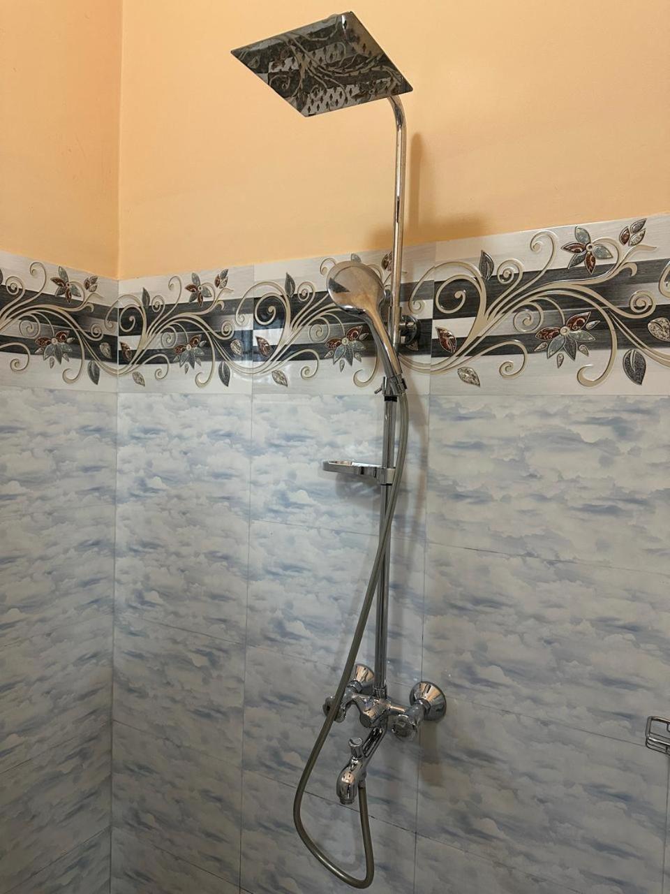Lahiru Airport Villa Andiambalama Экстерьер фото